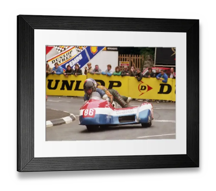 Framed Print : Stephen Judkins & Nick Moore (Yamaha) 1988 Sidecar TT Framed Print : Stephen Judkins & Nick Moore (Yamaha) 1988 Sidecar TT