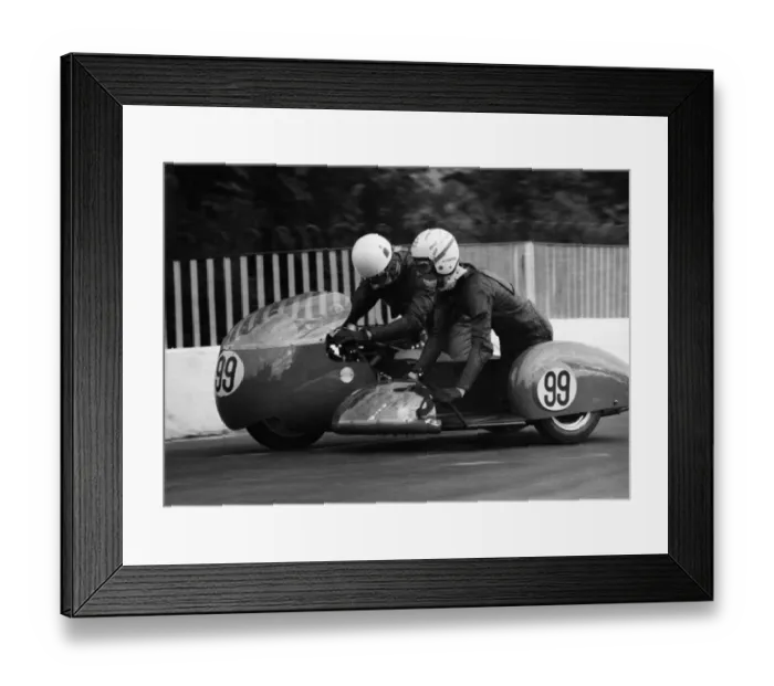 Framed Print : Roger Dutton & Tony Hickford (BSA) 1968 750 Sidecar TT Framed Print : Roger Dutton & Tony Hickford (BSA) 1968 750 Sidecar TT