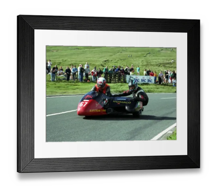 Framed Print : Martin Vollebregt & Roland Martiny (Windle Yamaha) 1993 Sidecar TT Framed Print : Martin Vollebregt & Roland Martiny (Windle Yamaha) 1993 Sidecar TT