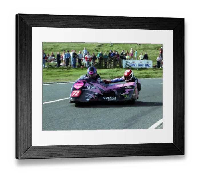 Framed Print : Graham Hayne & Mark Beaumont (Kawasaki) 1993 Sidecar TT Framed Print : Graham Hayne & Mark Beaumont (Kawasaki) 1993 Sidecar TT