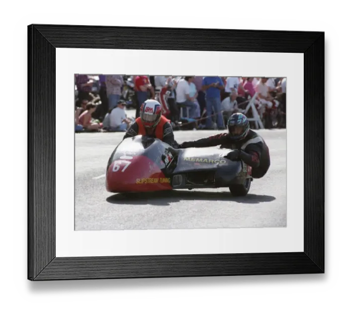 Framed Print : Martin Vollebregt & Roland Martiny (Windle Yamaha) 1993 Sidecar TT Framed Print : Martin Vollebregt & Roland Martiny (Windle Yamaha) 1993 Sidecar TT