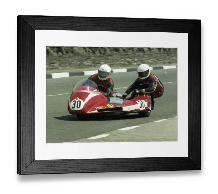 Framed Print : Dave Hallam & John Havercroft (Yamaha) 1979 Sidecar TT Framed Print : Dave Hallam & John Havercroft (Yamaha) 1979 Sidecar TT