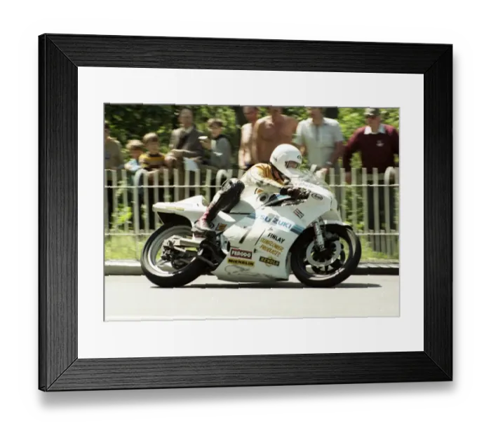 Framed Print : Steve Henshaw (Suzuki) 1984 Premier Classic TT Framed Print : Steve Henshaw (Suzuki) 1984 Premier Classic TT