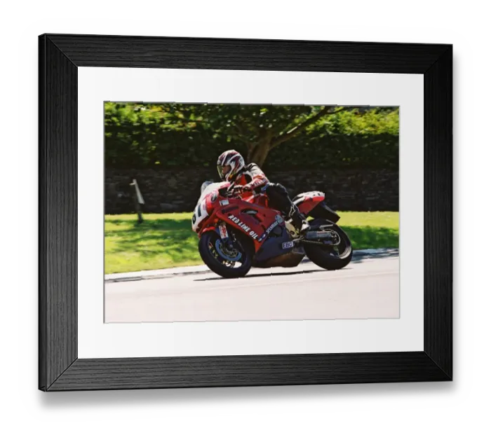 Framed Print : Wade Boyd (Kawasaki) 2004 Formula One TT Framed Print : Wade Boyd (Kawasaki) 2004 Formula One TT