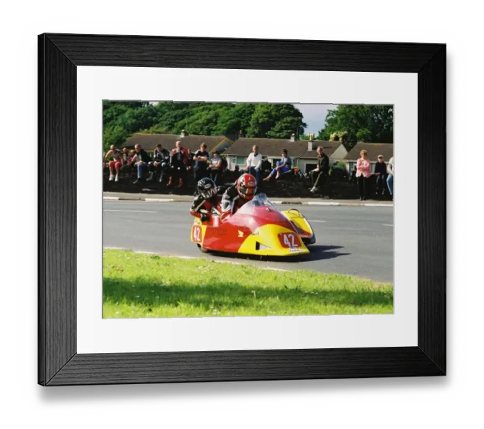 Framed Print : Robert Verrier & Ian Conn (Ireson Honda) 2004 Sidecar TT Framed Print : Robert Verrier & Ian Conn (Ireson Honda) 2004 Sidecar TT