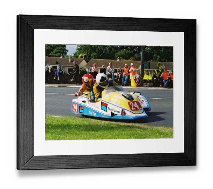 Framed Print : Lars Schwartz & Dickie Gale (LGMV Ireson Yamaha) 2004 Sidecar TT Framed Print : Lars Schwartz & Dickie Gale (LGMV Ireson Yamaha) 2004 Sidecar TT