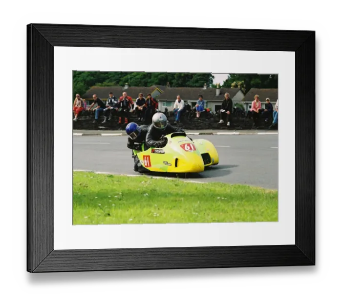 Framed Print : Claude Montagnier & Laurent Seyeux (Windle) 2004 Sidecar TT Framed Print : Claude Montagnier & Laurent Seyeux (Windle) 2004 Sidecar TT