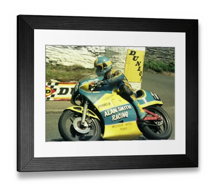 Framed Print : Dave Woolams (Kawasaki) 1986 Formula Two TT Framed Print : Dave Woolams (Kawasaki) 1986 Formula Two TT