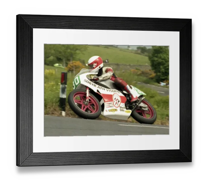 Framed Print : Bob Heath (Yamaha) 1985 Junior TT Framed Print : Bob Heath (Yamaha) 1985 Junior TT