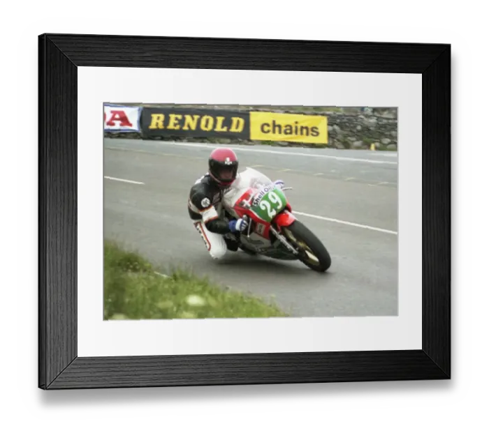 Framed Print : Dave Leach (Yamaha) 1985 Junior TT Framed Print : Dave Leach (Yamaha) 1985 Junior TT
