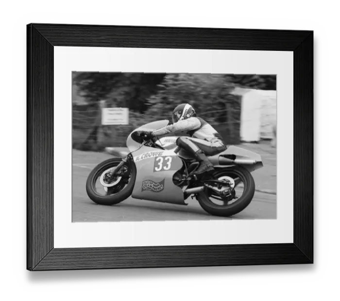 Framed Print : Richard Coates (Cotton) 1985 Junior TT Framed Print : Richard Coates (Cotton) 1985 Junior TT