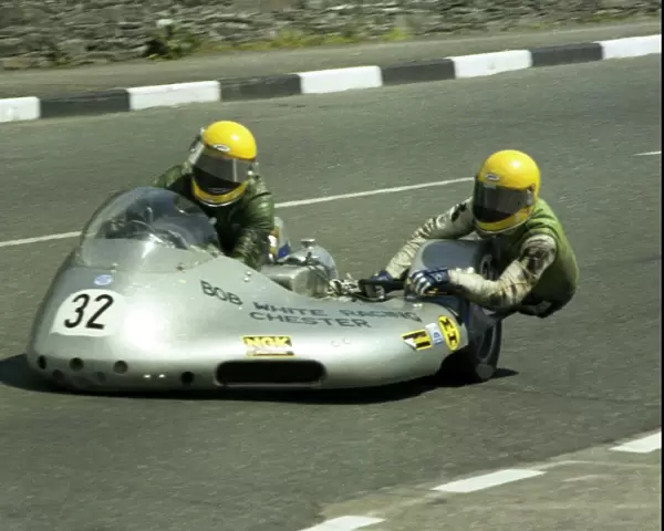 Bryan Hargreaves & Norman Burgess (Yamaha) 1979 Sidecar TT