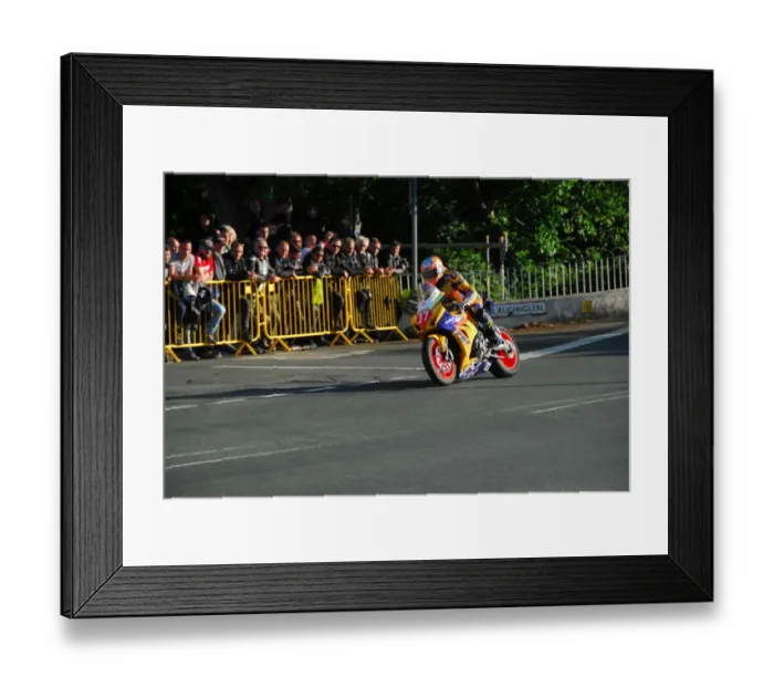 Framed Print : David Sellers (PRF Suzuki) 2017 Superstock TT practice Framed Print : David Sellers (PRF Suzuki) 2017 Superstock TT practice