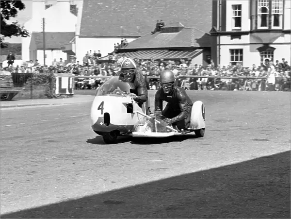 Florian Camathias & Alfred Herzig (Gilera) 1964 Sidecar TT