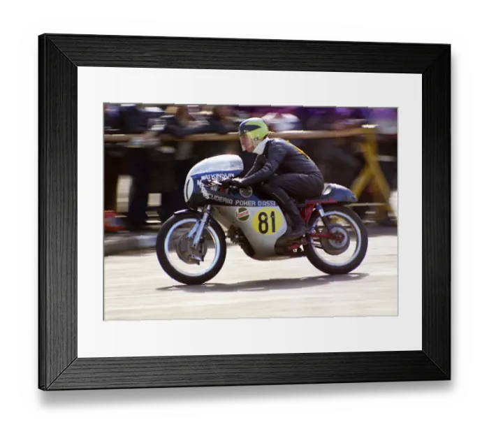 Framed Print : Derek Dyson (Aermacchi) 1972 Senior Manx Grand Prix Framed Print : Derek Dyson (Aermacchi) 1972 Senior Manx Grand Prix