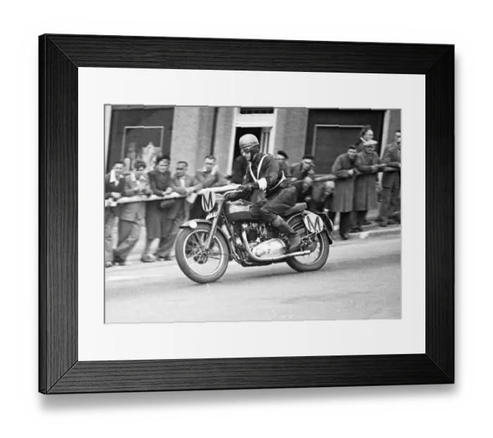 Framed Print : Peter Crebbin (Triumph) 1950 Senior TT Framed Print : Peter Crebbin (Triumph) 1950 Senior TT
