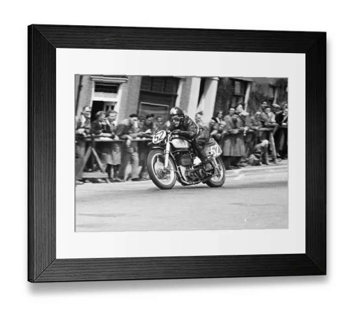 Framed Print : Cromie McCandless (Norton) 1950 Senior TT Framed Print : Cromie McCandless (Norton) 1950 Senior TT