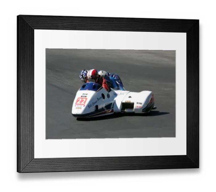 Framed Print : Bill Currie & Philip Bridge (Yamaha LCR) 2008 Sidecar TT Framed Print : Bill Currie & Philip Bridge (Yamaha LCR) 2008 Sidecar TT