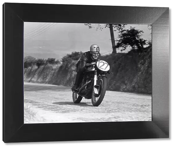Tom Thorp (Norton) 1959 Junior Manx Grand Prix