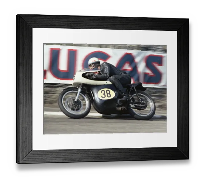 Framed Print : Malcom Uphill (Norton) 1966 Senior TT Framed Print : Malcom Uphill (Norton) 1966 Senior TT