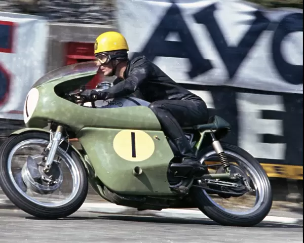Joe Dunphy (Beart Norton) 1966 Senior TT