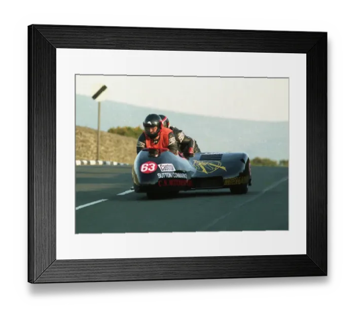 Framed Print : Martin Vollebregt & Karin Barbier (Jacobs Yamaha) 1990 Sidecar TT Framed Print : Martin Vollebregt & Karin Barbier (Jacobs Yamaha) 1990 Sidecar TT