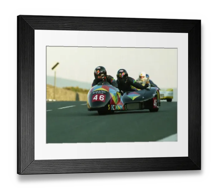 Framed Print : Dick Tapken & Clive Price (Jacobs Kawasaki) 1990 Sidecar TT Framed Print : Dick Tapken & Clive Price (Jacobs Kawasaki) 1990 Sidecar TT