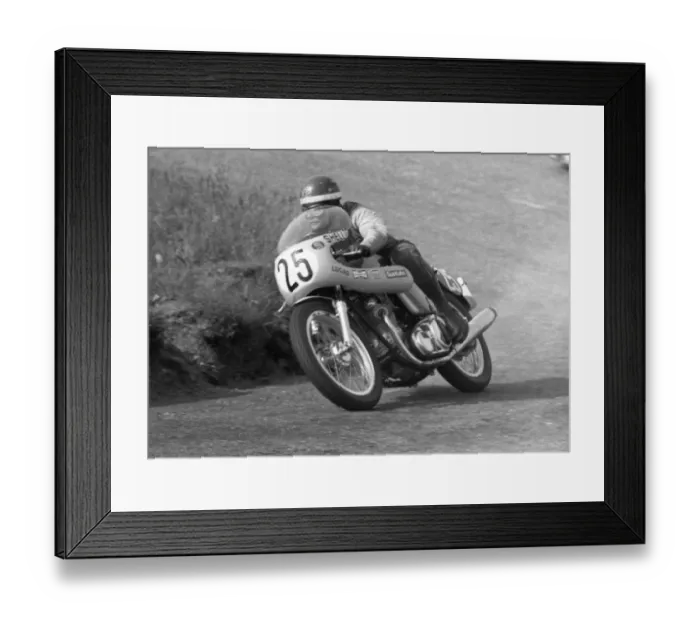 Framed Print : Pat Mahoney (Norton) 1970 Production 750 TT