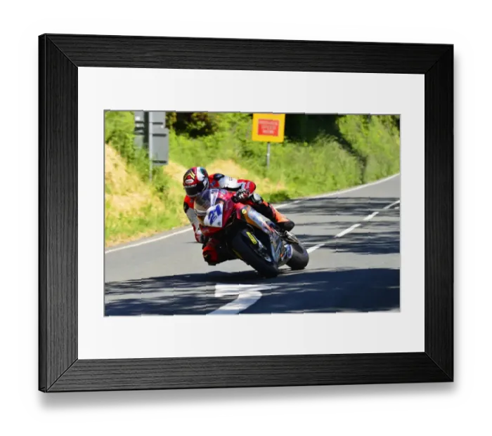 Framed Print : Peter Hickman (MV) 2015 Supersport TT Framed Print : Peter Hickman (MV) 2015 Supersport TT