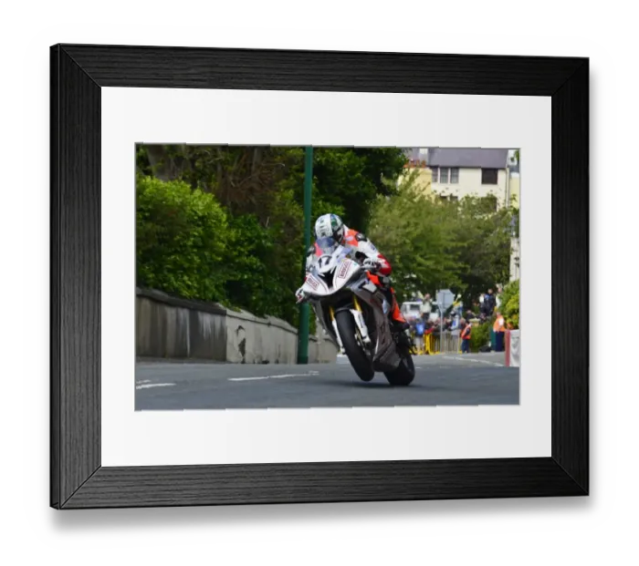 Framed Print : Peter Hickman (BMW) 2015 Superbike TT