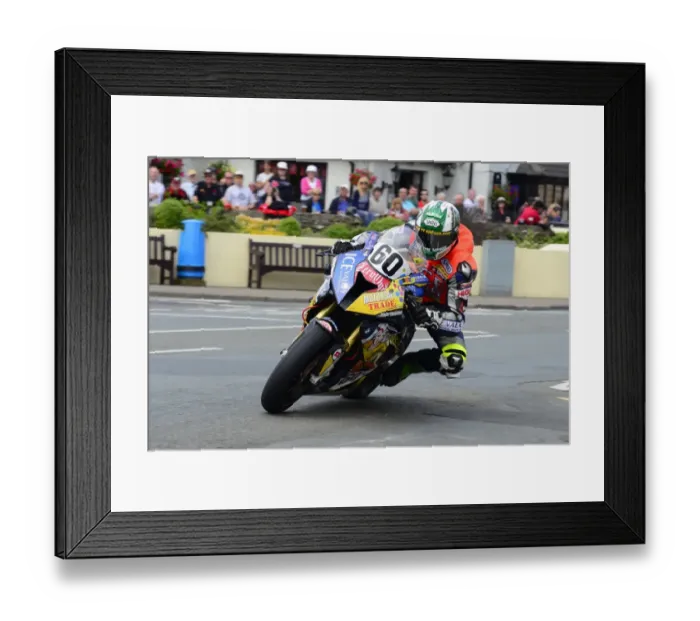 Framed Print : Peter Hickman (BMW) 2014 Senior TT
