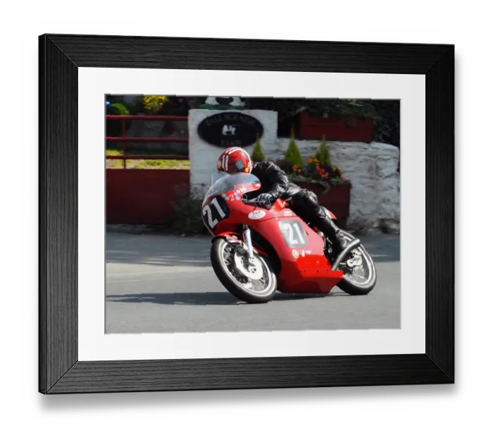 Framed Print : Henry Bell (Honda) 2010 Senior Classic Manx Grand Prix Framed Print : Henry Bell (Honda) 2010 Senior Classic Manx Grand Prix