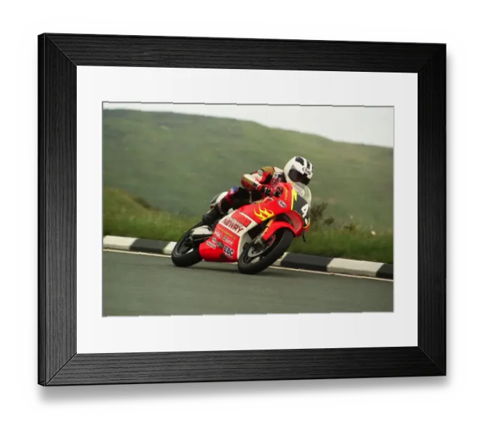 Framed Print : Robert Dunlop (Crossan Honda) 2000 Ultra Lightweight TT Framed Print : Robert Dunlop (Crossan Honda) 2000 Ultra Lightweight TT