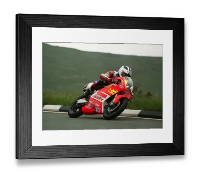 Framed Print : Robert Dunlop (Crossan Honda) 2000 Ultra Lightweight TT Framed Print : Robert Dunlop (Crossan Honda) 2000 Ultra Lightweight TT