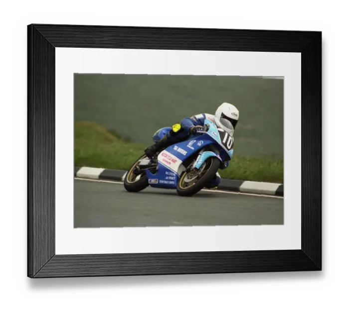 Framed Print : James Crumpton (Watkins Honda) 2000 Ultra Lightweight TT Framed Print : James Crumpton (Watkins Honda) 2000 Ultra Lightweight TT