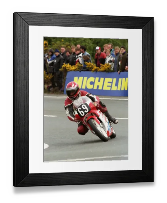 Framed Print : Ray Hanna (Crossan Yamaha) 1995 Ultra Lightweight TT