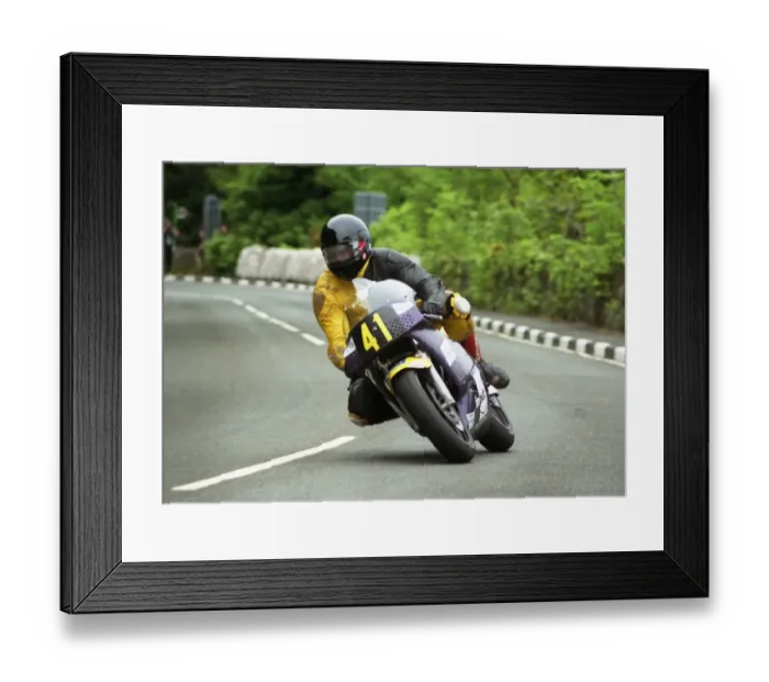Framed Print : David Walker (Tigcraft) 1995 Singles TT Framed Print : David Walker (Tigcraft) 1995 Singles TT