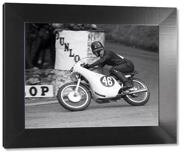 Peter Munday (MV) 1961 Ultra Lightweight TT