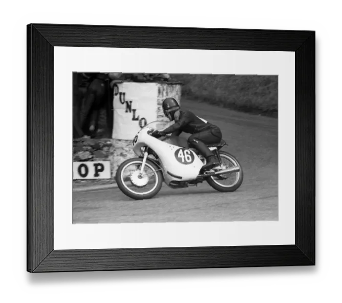 Framed Print : Peter Munday (MV) 1961 Ultra Lightweight TT Framed Print : Peter Munday (MV) 1961 Ultra Lightweight TT