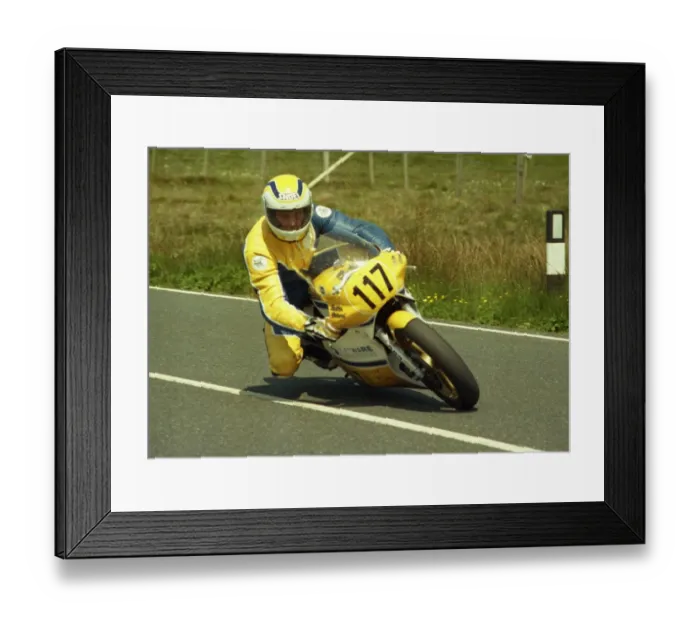 Framed Print : Robbie Boland (Yamaha) 1988 Senior TT Framed Print : Robbie Boland (Yamaha) 1988 Senior TT