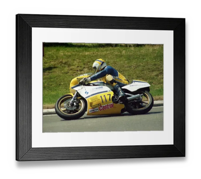Framed Print : Robbie Boland (Yamaha) 1988 Senior TT Framed Print : Robbie Boland (Yamaha) 1988 Senior TT