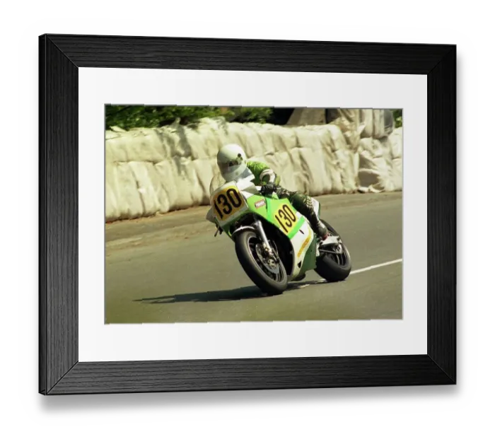 Framed Print : Richard Crossley (Suzuki) 1988 Senior TT Framed Print : Richard Crossley (Suzuki) 1988 Senior TT