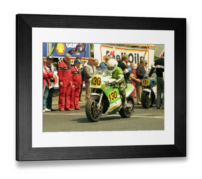 Framed Print : Richard Crossley (Suzuki) 1988 Senior TT