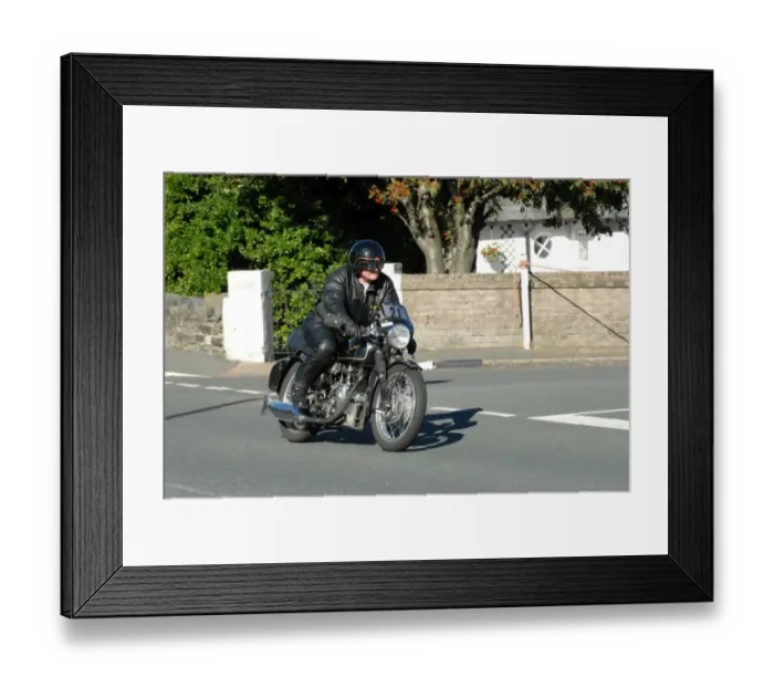 Framed Print : Rodney Wildsmith (1967 Velocette) 2010 VMCC Manx GP Parade Framed Print : Rodney Wildsmith (1967 Velocette) 2010 VMCC Manx GP Parade