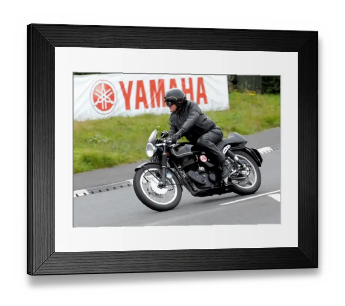 Framed Print : Rodney Wildsmith (1967 Velocette) 2011 VMCC Manx GP Parade Framed Print : Rodney Wildsmith (1967 Velocette) 2011 VMCC Manx GP Parade