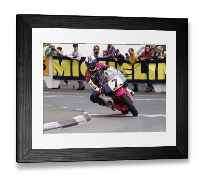 Framed Print : Nick Jefferies (Britten) 1994 Formula One TT Framed Print : Nick Jefferies (Britten) 1994 Formula One TT