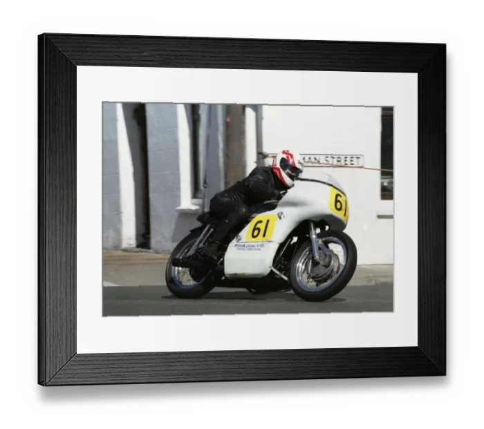 Framed Print : Ewan Ferguson (Norton) 1993 Senior Classic Manx Grand Prix Framed Print : Ewan Ferguson (Norton) 1993 Senior Classic Manx Grand Prix