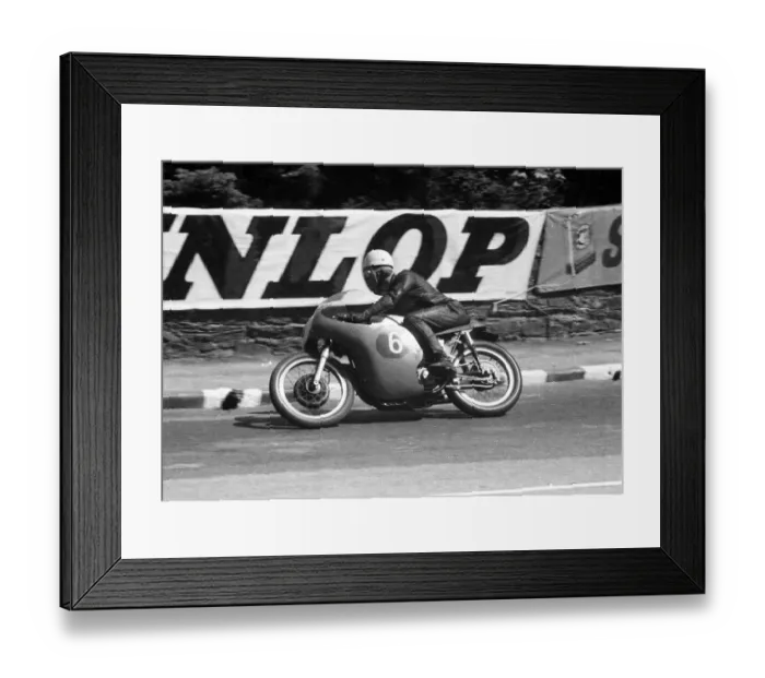 Framed Print : Bob Anderson (Norton) 1960 Junior TT Framed Print : Bob Anderson (Norton) 1960 Junior TT