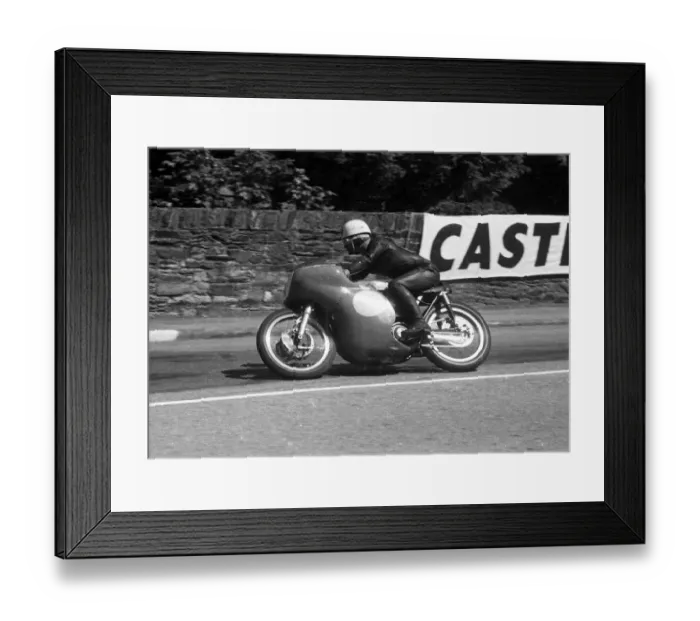 Framed Print : Bob McIntyre (AJS) 1960 Junior TT Framed Print : Bob McIntyre (AJS) 1960 Junior TT