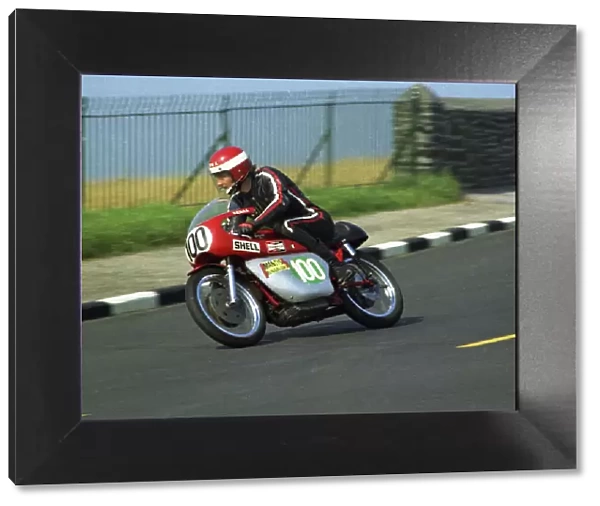 Geoff Kenna (Ducati) 1971 Lightweight Manx Grand Prix